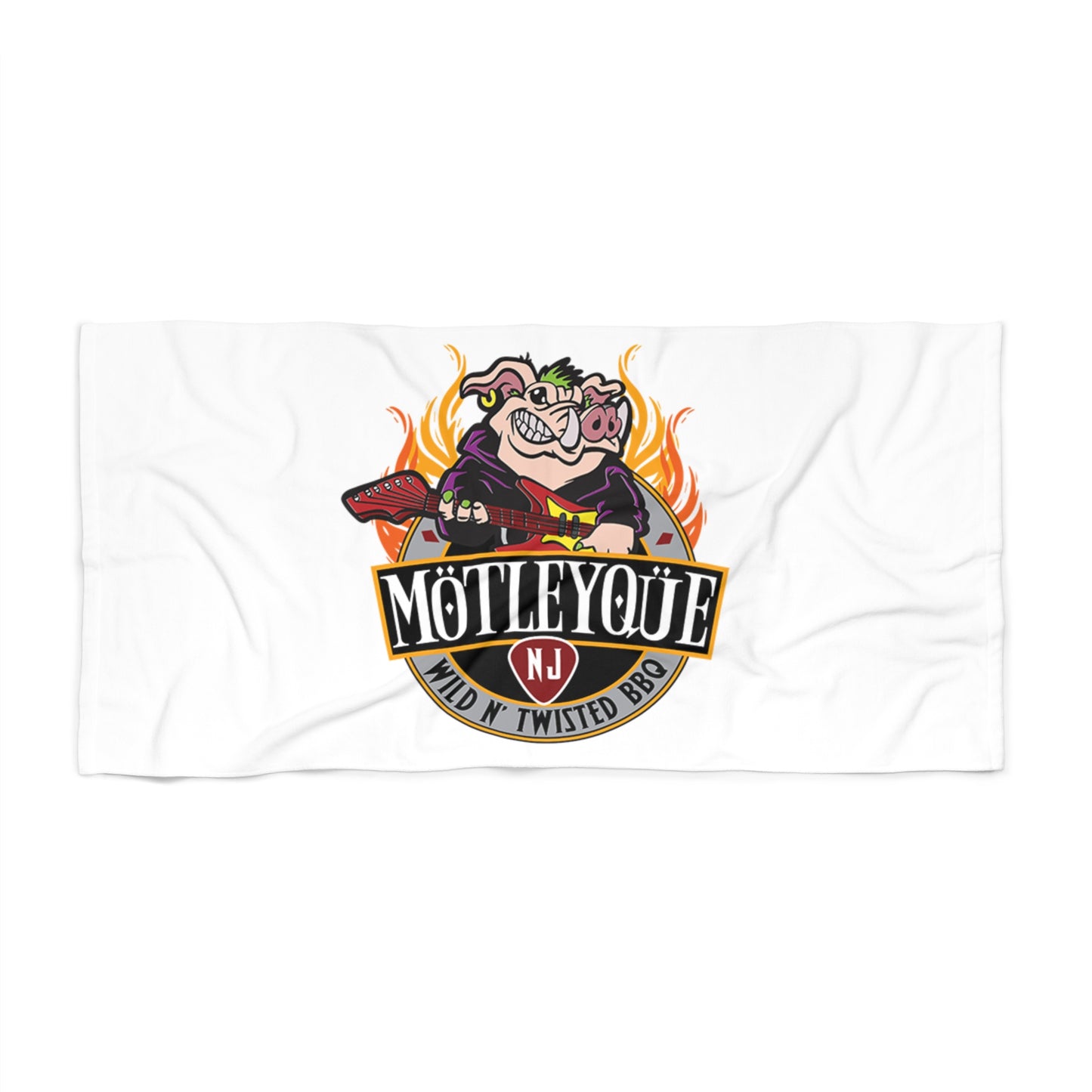 Motley Que - Beach Towel